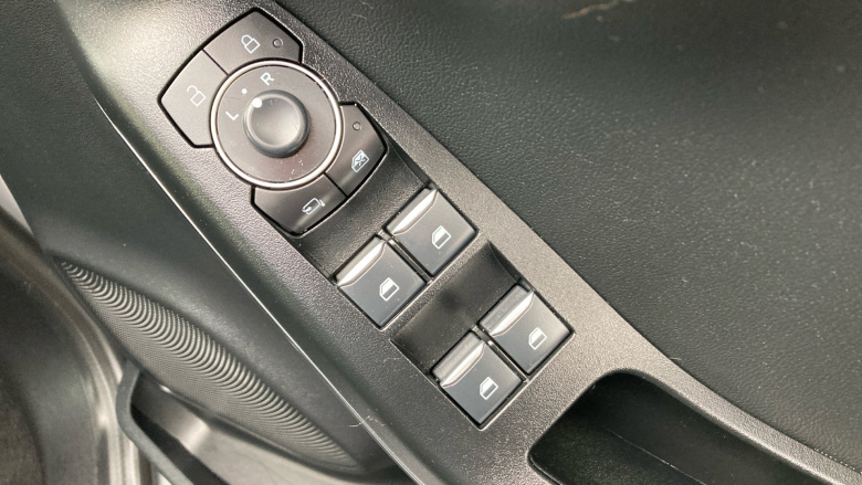 Ford Puma 1.0 EcoBoost Hybrid mHEV ST-Line X 5dr Petrol Hatchback